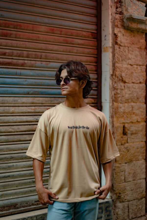 Noir Bloom beige t-shirt - Image 6